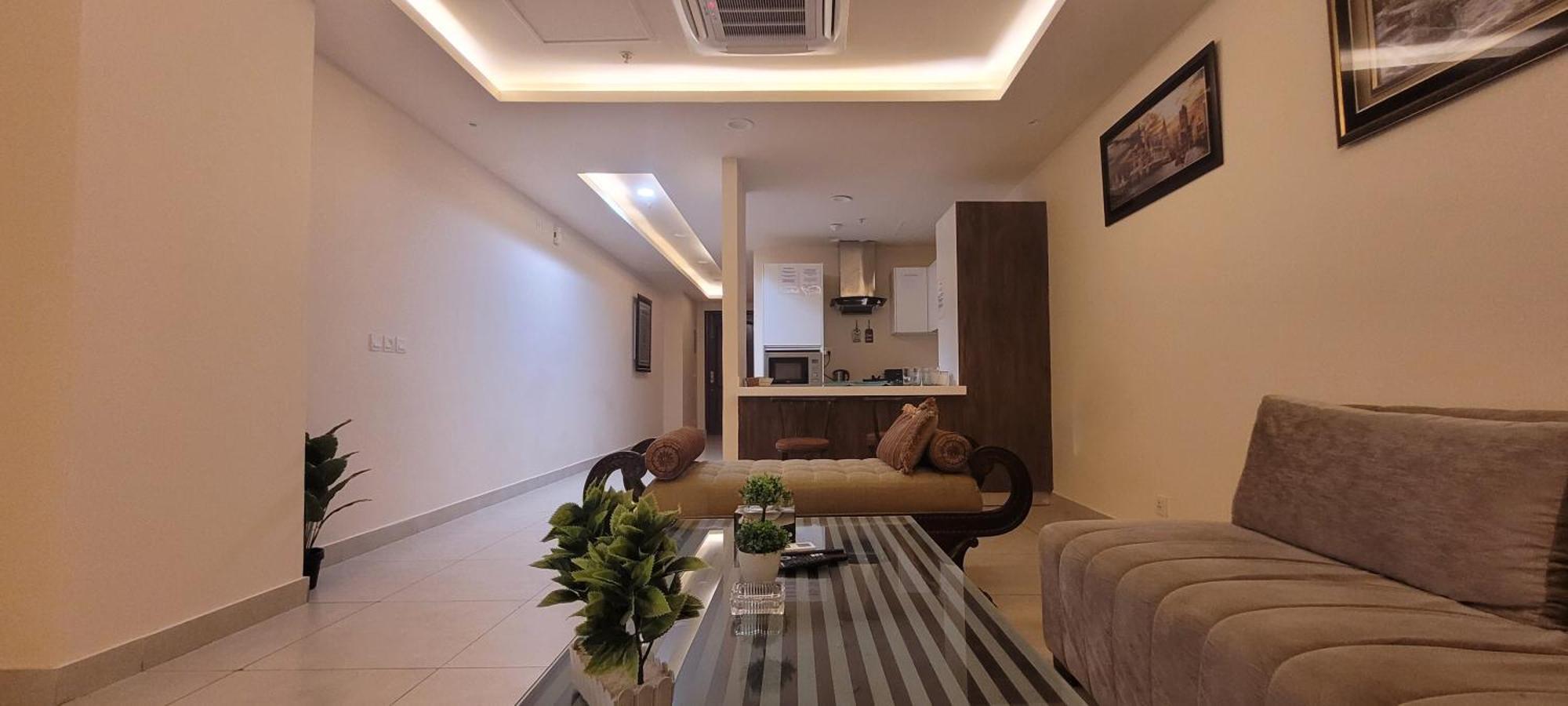 Gold Crest - Luxury Hotel Serviced Apartments Dha Phase 4 Lahore By Lmy Exterior photo