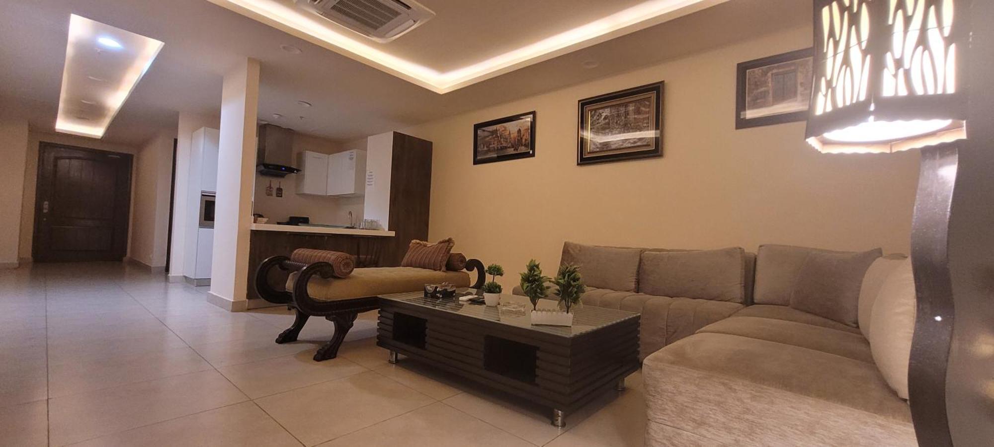 Gold Crest - Luxury Hotel Serviced Apartments Dha Phase 4 Lahore By Lmy Exterior photo